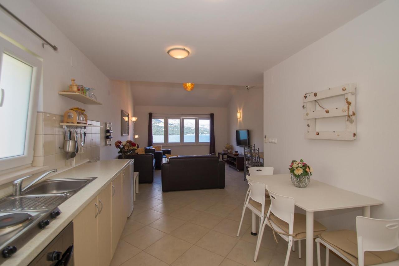 Oasis Blue Apartment Korcula Town Bagian luar foto