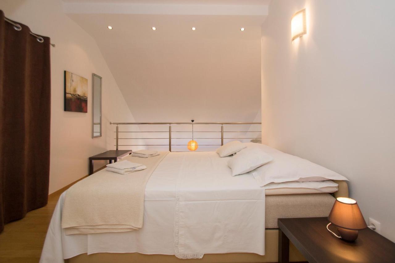 Oasis Blue Apartment Korcula Town Bagian luar foto